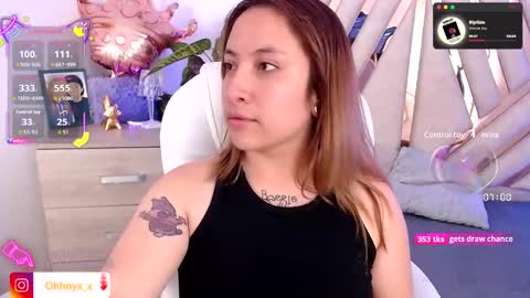Snapshot of nyx_andria chatting on September 2025 09:05:02 PM Alex . online show from September 2025 09:05:02 PM
