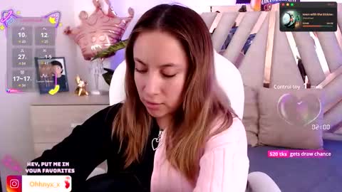Snapshot of nyx_andria chatting on September 2025 10:00:02 PM Alex . online show from September 2025 10:00:02 PM