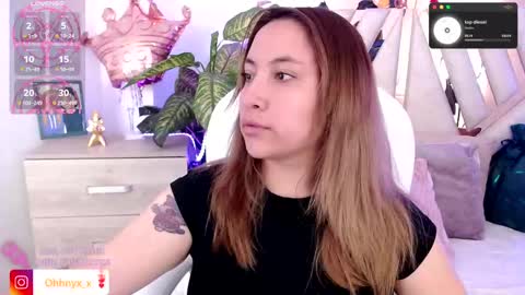 Snapshot of nyx_andria chatting on September 2025 09:30:01 PM Alex . online show from September 2025 09:30:01 PM