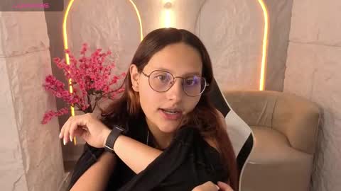 Snapshot of nyx_tamy_tx chatting on October 2025 01:00:02 PM Online 800 to 1400 online show from October 2025 01:00:02 PM