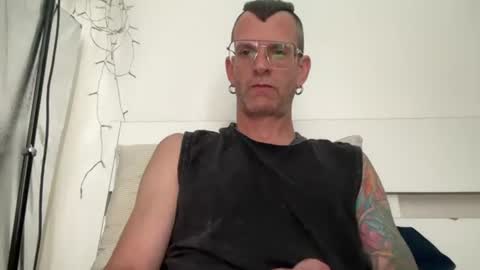 Snapshot of o_johnny_deep_o chatting on July 2026 11:25:01 AM Jonathan Deep online show from July 2026 11:25:01 AM