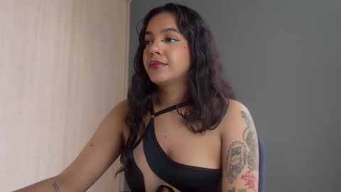 Vale online show from October 2025 09:48:02 PM