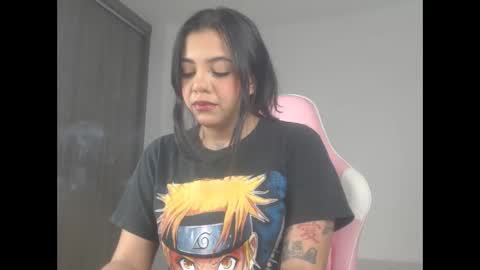 Snapshot of obeyval chatting on May 2026 07:27:02 AM Vale online show from May 2026 07:27:02 AM