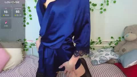 RevivMoons online show from April 2026 12:28:01 AM