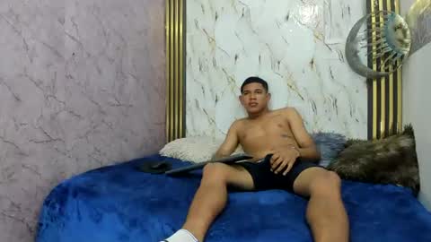 obregon_boyx18 online show from June 2026 02:01:02 PM