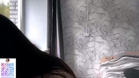 Snapshot of obsidian_glow chatting on September 2025 04:45:01 AM Amelia online show from September 2025 04:45:01 AM