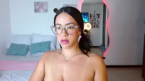 Snapshot of obsidian_love1 chatting on June 2026 10:07:01 PM obsidian_love1 online show from June 2026 10:07:01 PM