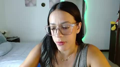 Snapshot of obsidian_love1 chatting on July 2026 01:43:02 AM obsidian_love1 online show from July 2026 01:43:02 AM