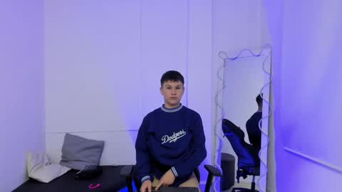 ocean_tay online show from March 2025 12:00:01 AM