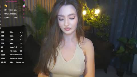 Snapshot of oceaneyessss_ chatting on October 2025 07:36:02 PM Kristina online show from October 2025 07:36:02 PM