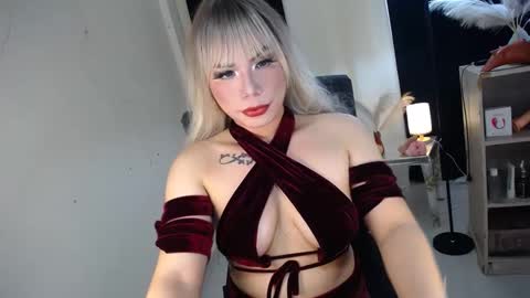 Kyla online show from December 2024 11:47:01 PM