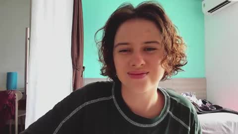 Snapshot of octopussy69x chatting on December 2024 04:21:01 AM Evie online show from December 2024 04:21:01 AM