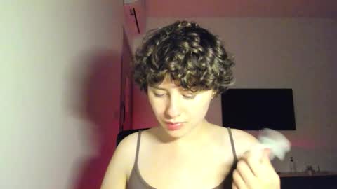 Evie online show from February 2026 02:15:01 PM