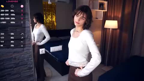 Thea online show from March 2025 07:37:01 PM