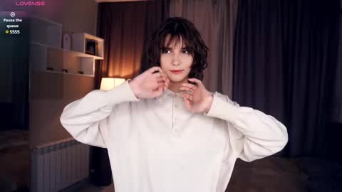 Thea online show from March 2025 04:44:02 PM