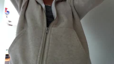 Snapshot of ofbeautifuldisasterrrr chatting on October 2025 04:51:01 PM onlyfansbeautifuldisasterrrr online show from October 2025 04:51:01 PM