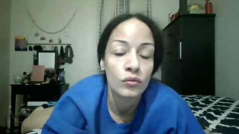 Lit en Cama online show from December 2024 10:13:01 PM