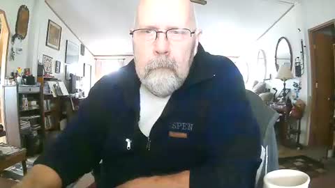 Snapshot of ogusbogus chatting on November 2025 06:23:02 PM Maximus No Mo online show from November 2025 06:23:02 PM