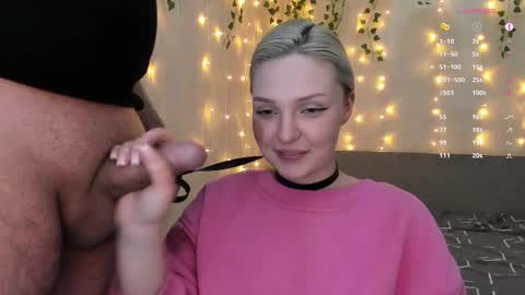 Emma  Alex online show from March 2026 07:19:01 PM