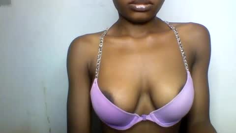 Snapshot of oh_sexyphilo chatting on June 2026 05:05:01 AM philo bby online show from June 2026 05:05:01 AM