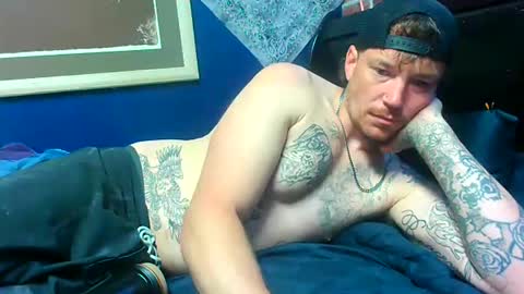 Snapshot of oh_you_know69 chatting on May 2026 01:17:02 PM who dares toss me some tips lets have fun online show from May 2026 01:17:02 PM