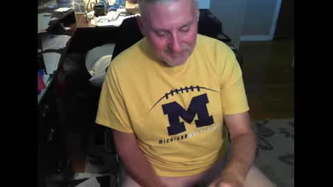 Snapshot of ohfukitsbob chatting on September 2025 04:51:02 PM ohfukitsbob online show from September 2025 04:51:02 PM