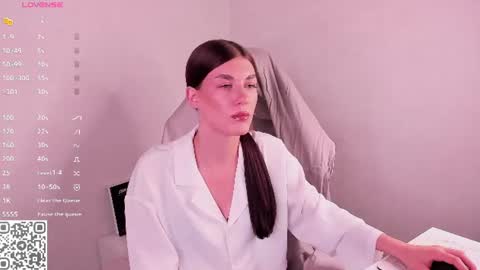 Snapshot of ohh_my_vens chatting on July 2026 06:47:02 AM KAYA. online Tu We Th Fr Sa 0100AM - 0800AM Time zone of Germany Munich online show from July 2026 06:47:02 AM
