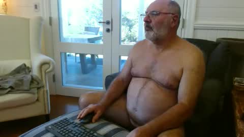 Ohjonny online show from April 2026 03:42:01 AM