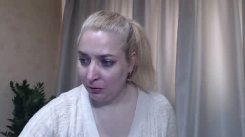 Snapshot of ohsweetiren chatting on May 2026 06:08:01 AM Iren online show from May 2026 06:08:01 AM