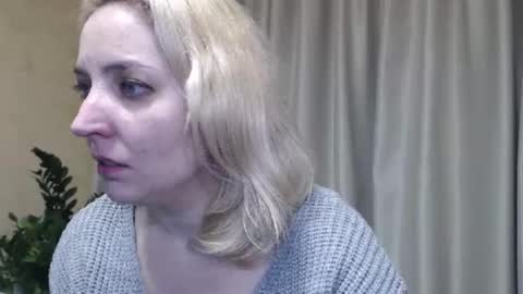 Mari online show from February 2025 06:09:02 PM