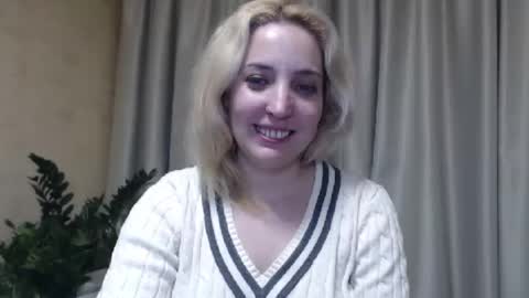 Mari online show from March 2025 07:45:02 PM