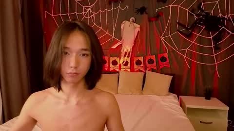 Ami online show from October 2025 01:57:02 PM