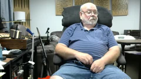 Snapshot of old_guy111 chatting on September 2025 04:21:02 PM old_guy111 online show from September 2025 04:21:02 PM
