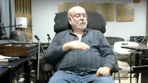 Snapshot of old_guy111 chatting on November 2025 04:01:02 AM old_guy111 online show from November 2025 04:01:02 AM