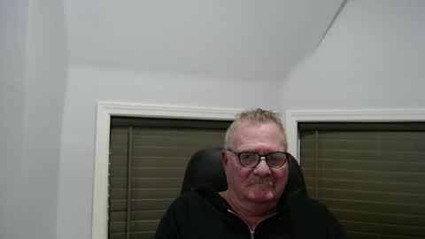 oldguybigd online show from January 2026 06:37:02 AM