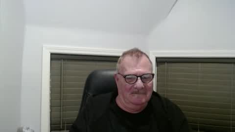 oldguybigd online show from April 2026 03:11:01 AM