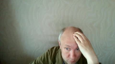 Snapshot of oleg365 chatting on May 2026 05:13:01 AM figaro online show from May 2026 05:13:01 AM