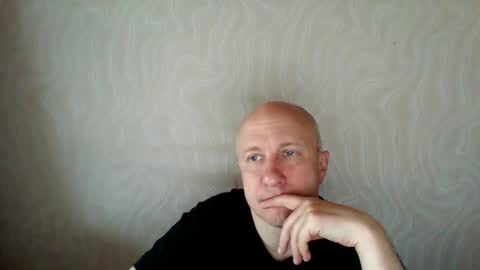Snapshot of oleg365 chatting on May 2026 06:54:02 AM figaro online show from May 2026 06:54:02 AM