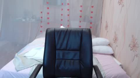Snapshot of olgahottie chatting on September 2025 10:00:02 PM OlgaHottie online show from September 2025 10:00:02 PM