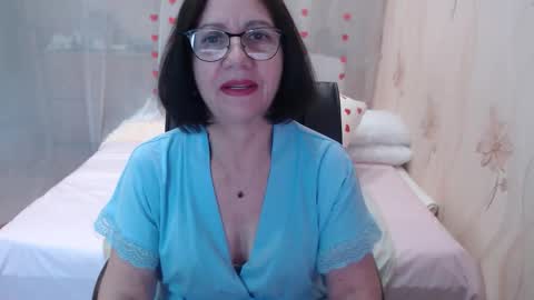 Snapshot of olgahottie chatting on October 2025 11:24:02 PM OlgaHottie online show from October 2025 11:24:02 PM