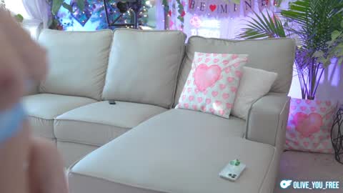 Olive online show from January 2025 06:00:01 PM