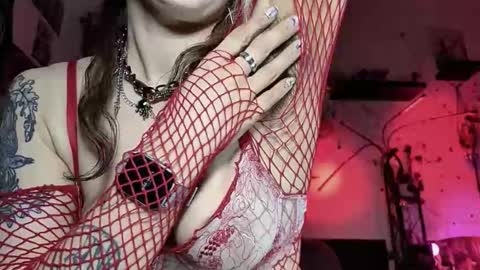 Olive online show from October 2025 01:24:02 PM