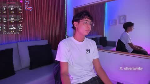 oliver20__ online show from March 2026 07:52:02 AM