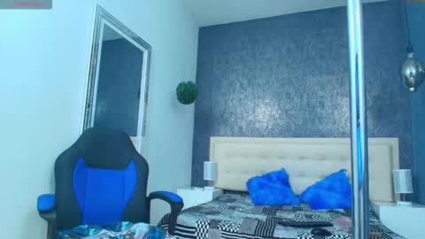 Oliver  online show from November 2025 11:32:02 PM