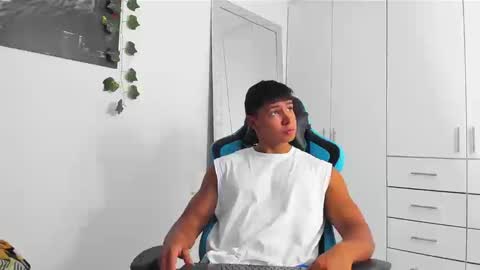 Oliver bray online show from September 2025 01:39:01 AM