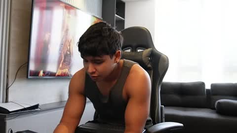 Oliver bray online show from April 2026 04:19:02 PM