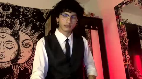 Oliver fast online show from November 2025 11:36:02 PM