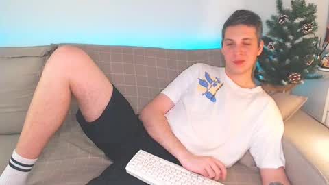 Oliver online show from January 2025 07:07:01 PM