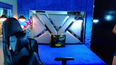 Snapshot of oliver_jamees chatting on April 2026 11:59:01 AM oliver_jamees online show from April 2026 11:59:01 AM