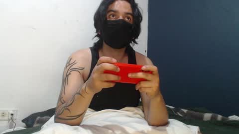 Snapshot of oliver_laid_2023 chatting on December 2024 06:37:01 PM oliver_laid_2023 online show from December 2024 06:37:01 PM